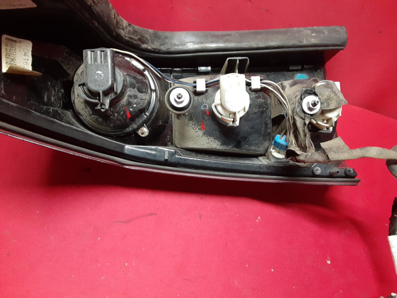 2005 - 2007 Cadillac CTS RIGHT Tail Light Stop Lamp 15930596 / 25773004