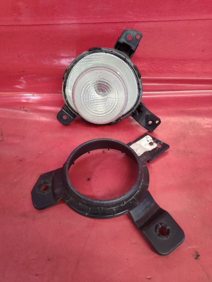 2019-2021 Kia Forte RIGHT PASSENGER Bumper Daytime Running Lamp Bezel SET - 68k