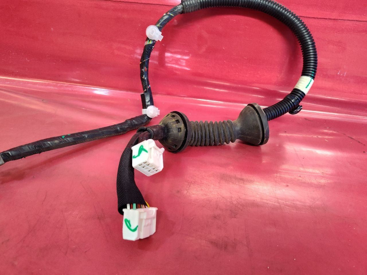 2008-2013 Lexus IS250 FRONT RIGHT PASSENGER Door Wiring Harness 82151-53131