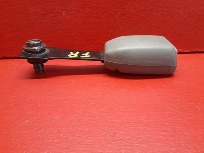 2000 - 2003 Nissan Sentra FRONT RIGHT PASSENGER SIDE Seat Belt Buckle End