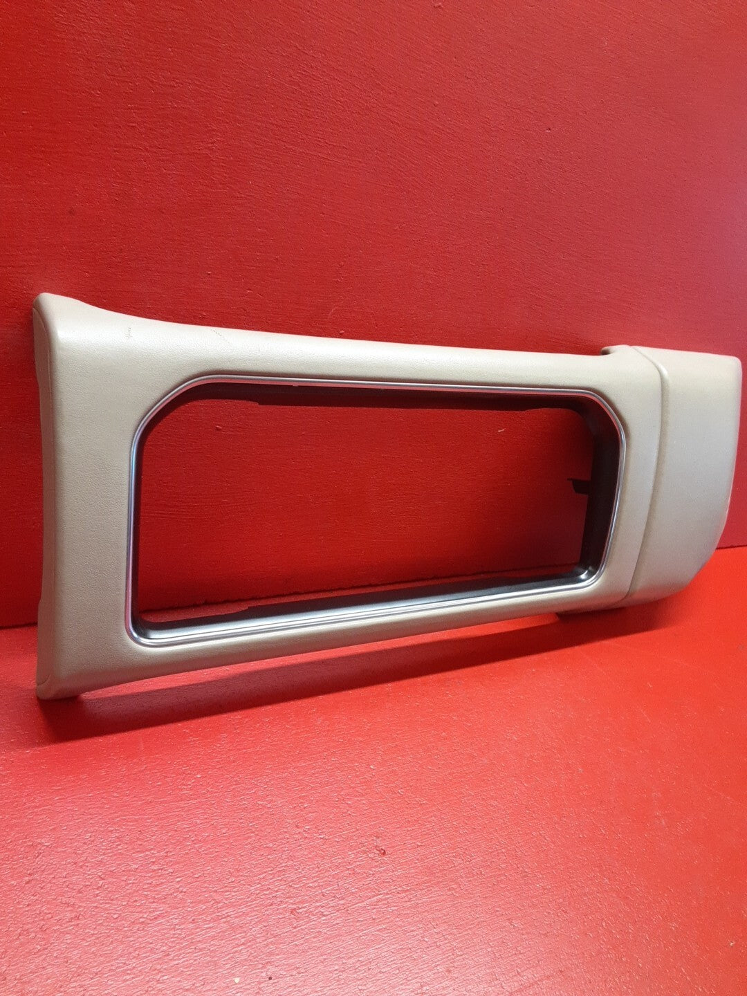 2013-2016 Land Rover Range Rover Center Dash Screen Display Trim Cover LR039393