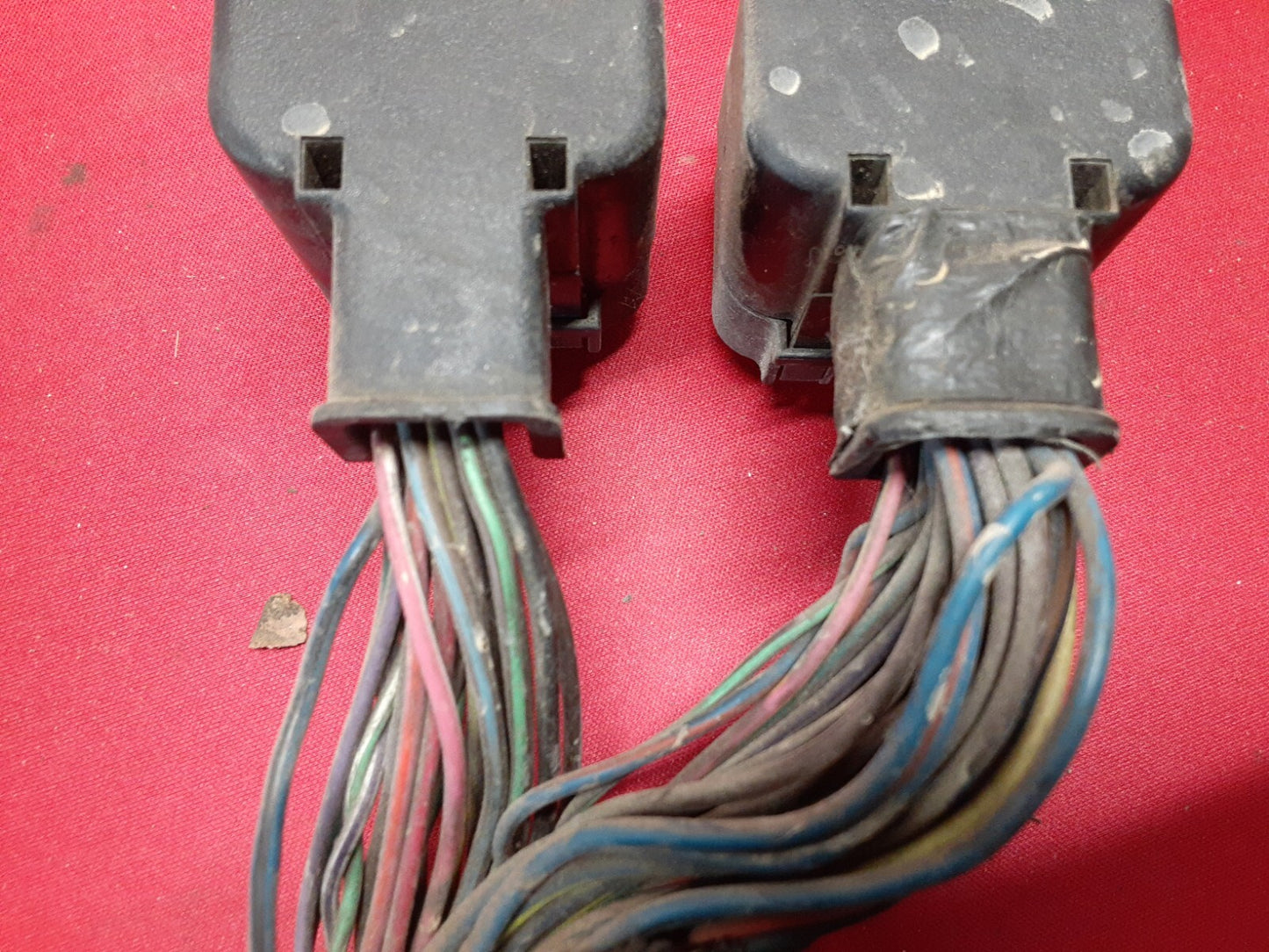 2005 Jeep Grand Cherokee PCM / ECM Computer Powertrain Control Module - PIGTAILS