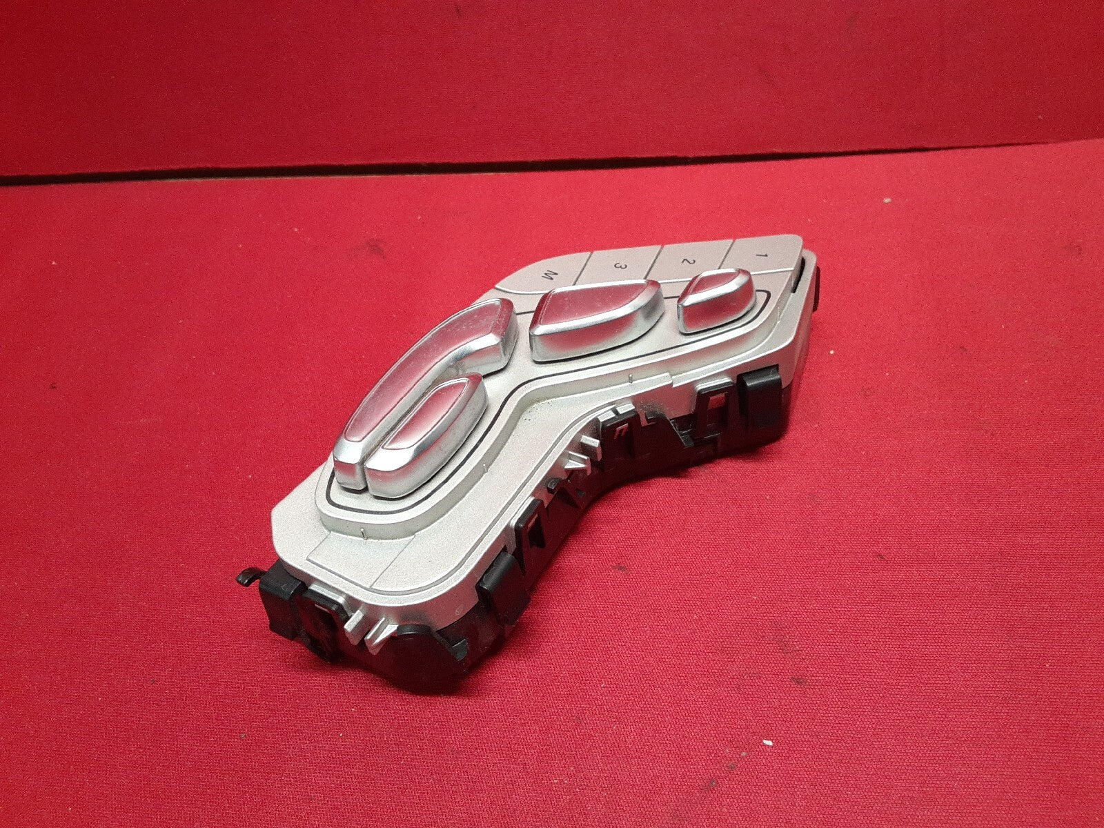 Mercedes Benz C Class W205 LEFT DRIVER DOOR Seat Adjustment Memory Switch Silver