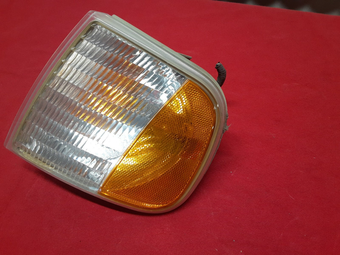2000 2001 2002 2003 Ford F-150 F150 King Ranch LEFT DRIVER Headlight Lamp