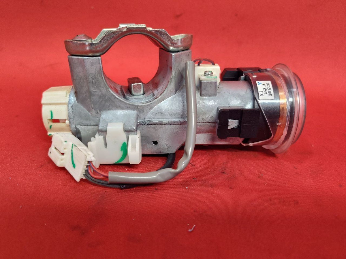2011-2013 Subaru Forester 2.5L Auto Trans Ignition Lock Cylinder Key SET