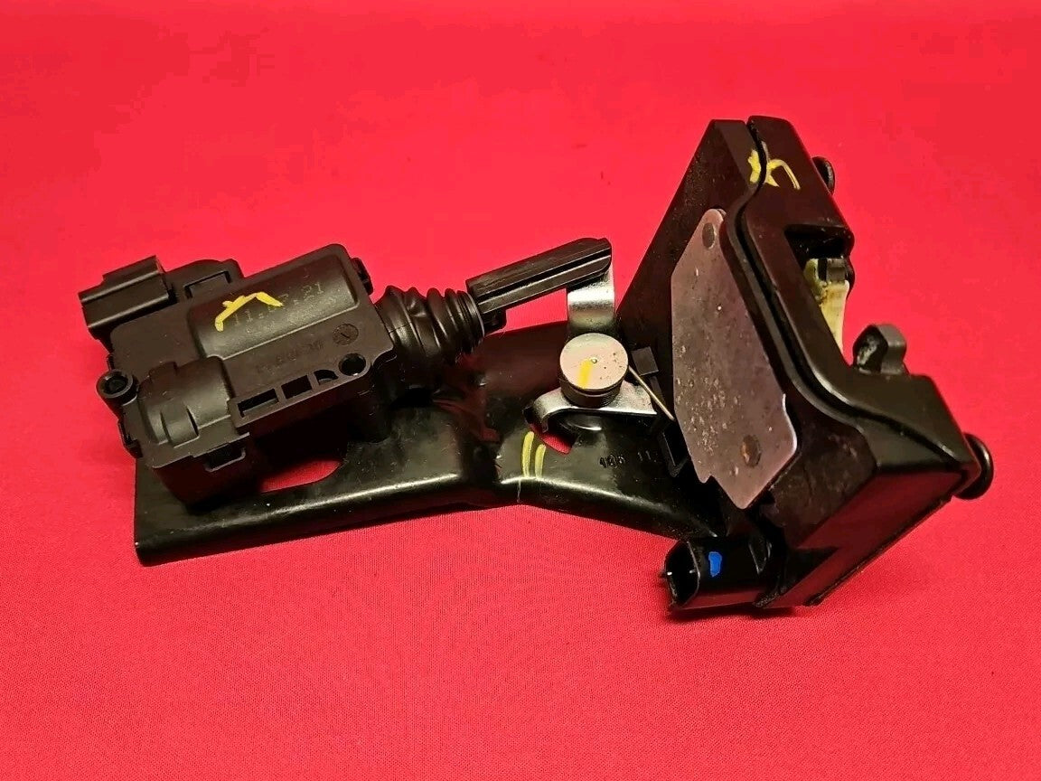 2008- 2012 Ford Escape Mariner Tailgate Liftgate Latch Lock 9L8Z-7843150-B