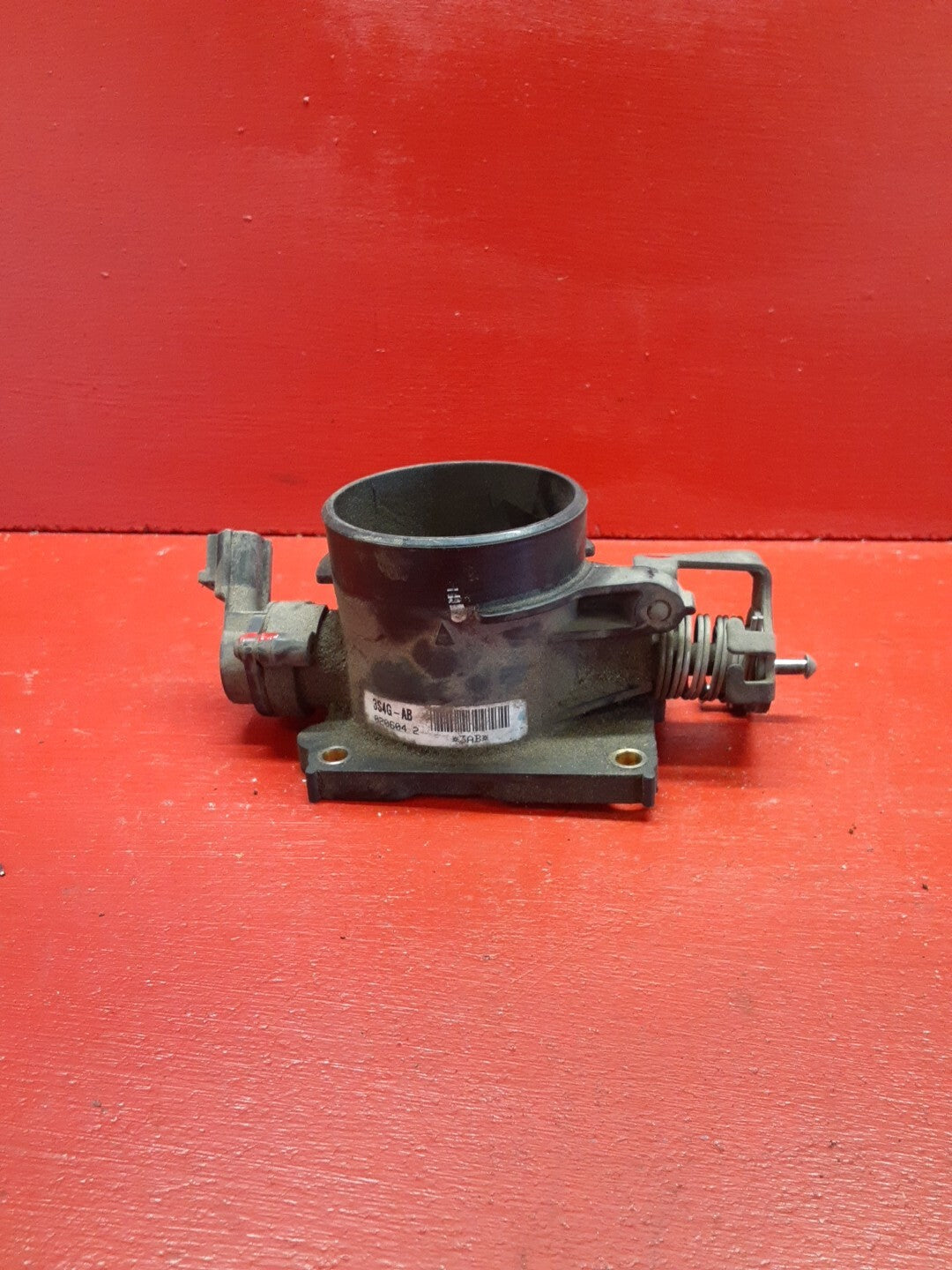 2005 Ford Focus 2.0L Throttle body Assembly 3S4Z9E926AC