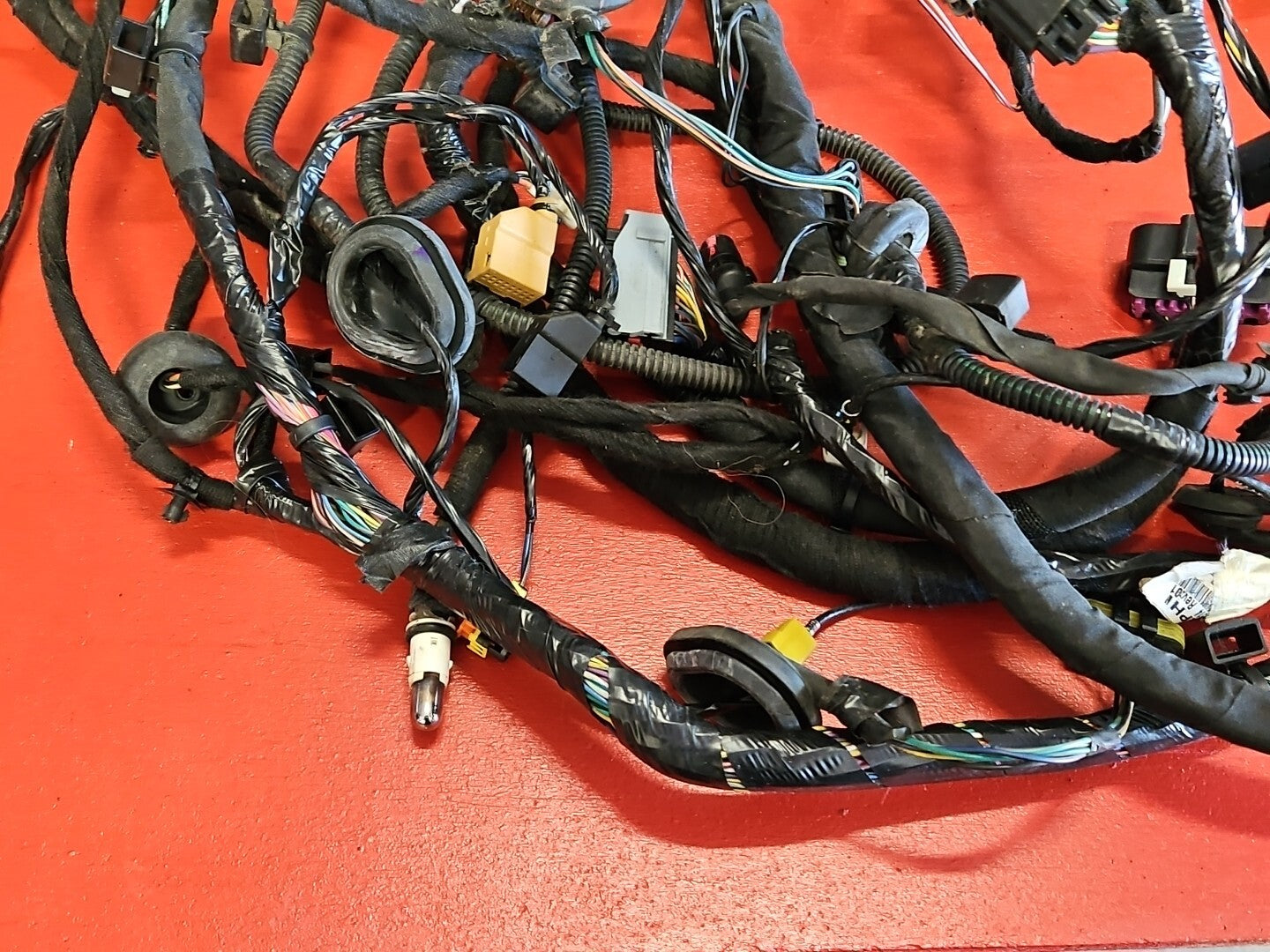Fiat 500E ELECTRIC ONLY Body Wiring Harness - 68206061AE OEM - Complete no Cuts
