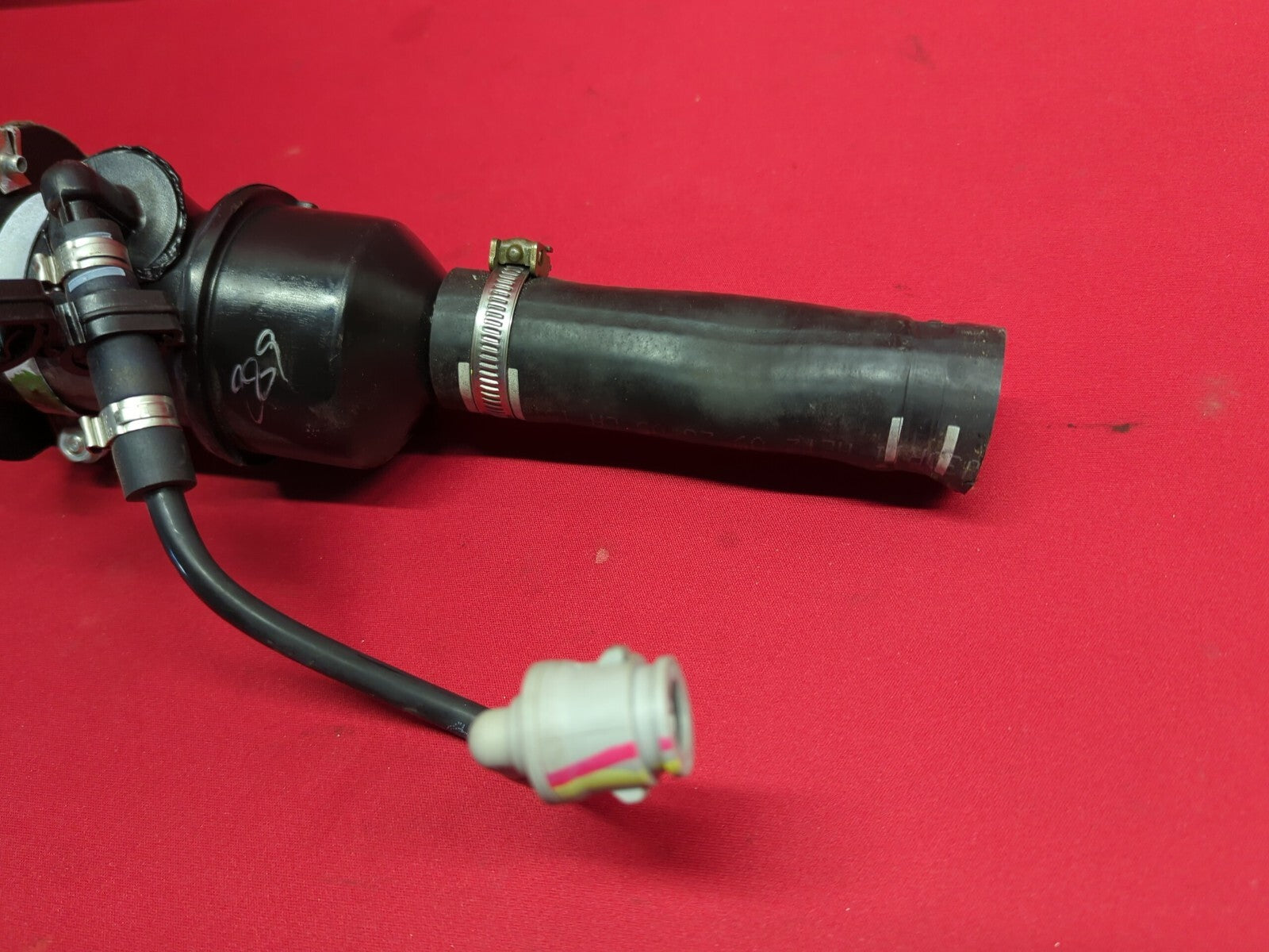 2003 - 2012 Maserati Quattroporte- Gas / Fuel Filler Neck Assembly