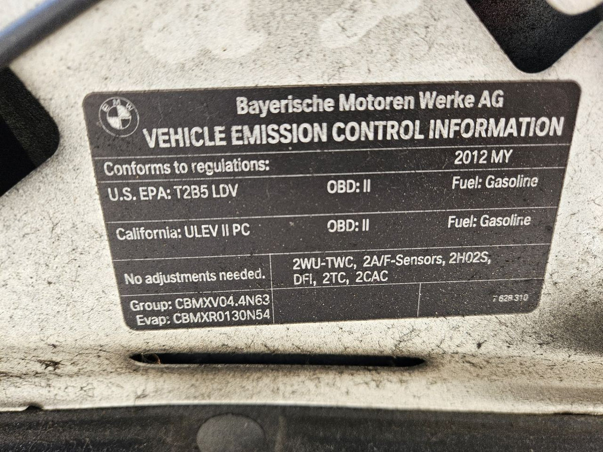 2011-2013 BMW 528i 535i 550i Right Passenger Door Mirror Alpine White BAD GLASS