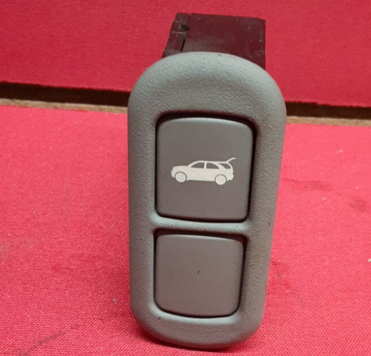 2007 2008 Kia Sorento Trunk Hatch Liftgate Release Button Light Grey 93550-3E010