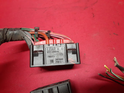 2006 2007 Buick Lucerne & DTS 4.6 V8 Engine Junction Box 15883251 PIGTAIL WIRES