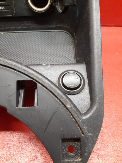 2011 2012 2013 Kia Sportage Dash Tray 12V W/ Heated Seat Switch 84631-3W020