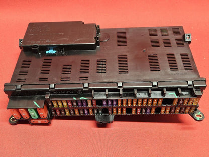 2006 Range Rover V8 Supercharged Interior Under Dash Instrument Panel Fuse Box