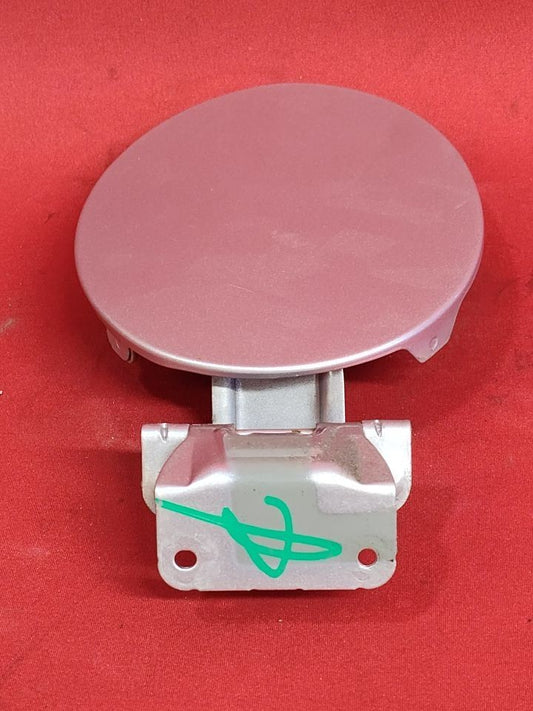 2007-2009 Mazda Mazda3 S / i SEDAN Fuel Filler Door Lid 22V Sunlight Silver