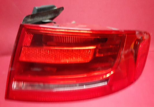 2009 - 2012 Audi A4 10-12 S4 RIGHT PASSENGER OUTER Tail Light Lamp HALOGEN