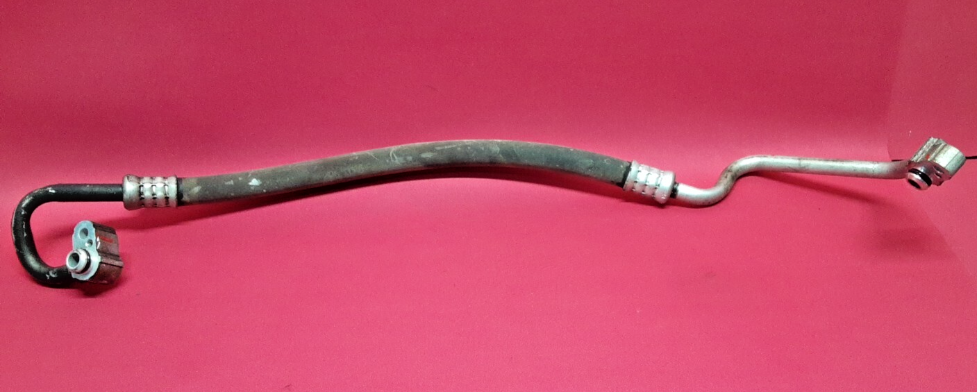 1996 - 2002 Toyota 4Runner 3.4L / 6 Cylinder A/C Refrigerant Discharge Hose