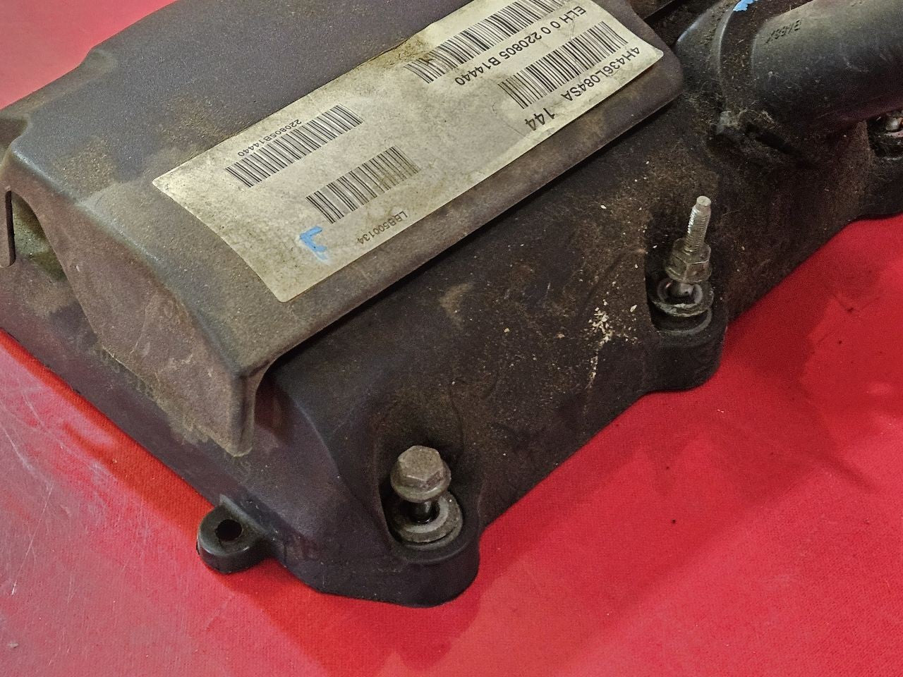 2006-2009 Range Rover / Sport 4.2L LEFT DRIVER Cylinder Head Rocker Valve Cover