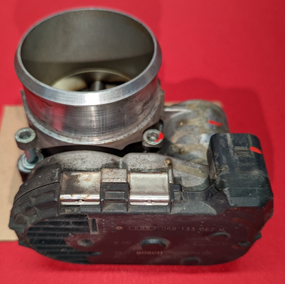 2000 - 2005 VW Volkswagen Passat 1.8L L4 Gasoline Throttle Body 	06B-133-062-M