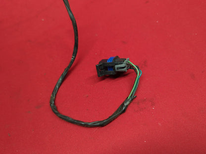 2005 - 2010 Pontiac G6 RIGHT SIDE Tail Light Stop Lamp 15242808 - PIGTAIL WIRE