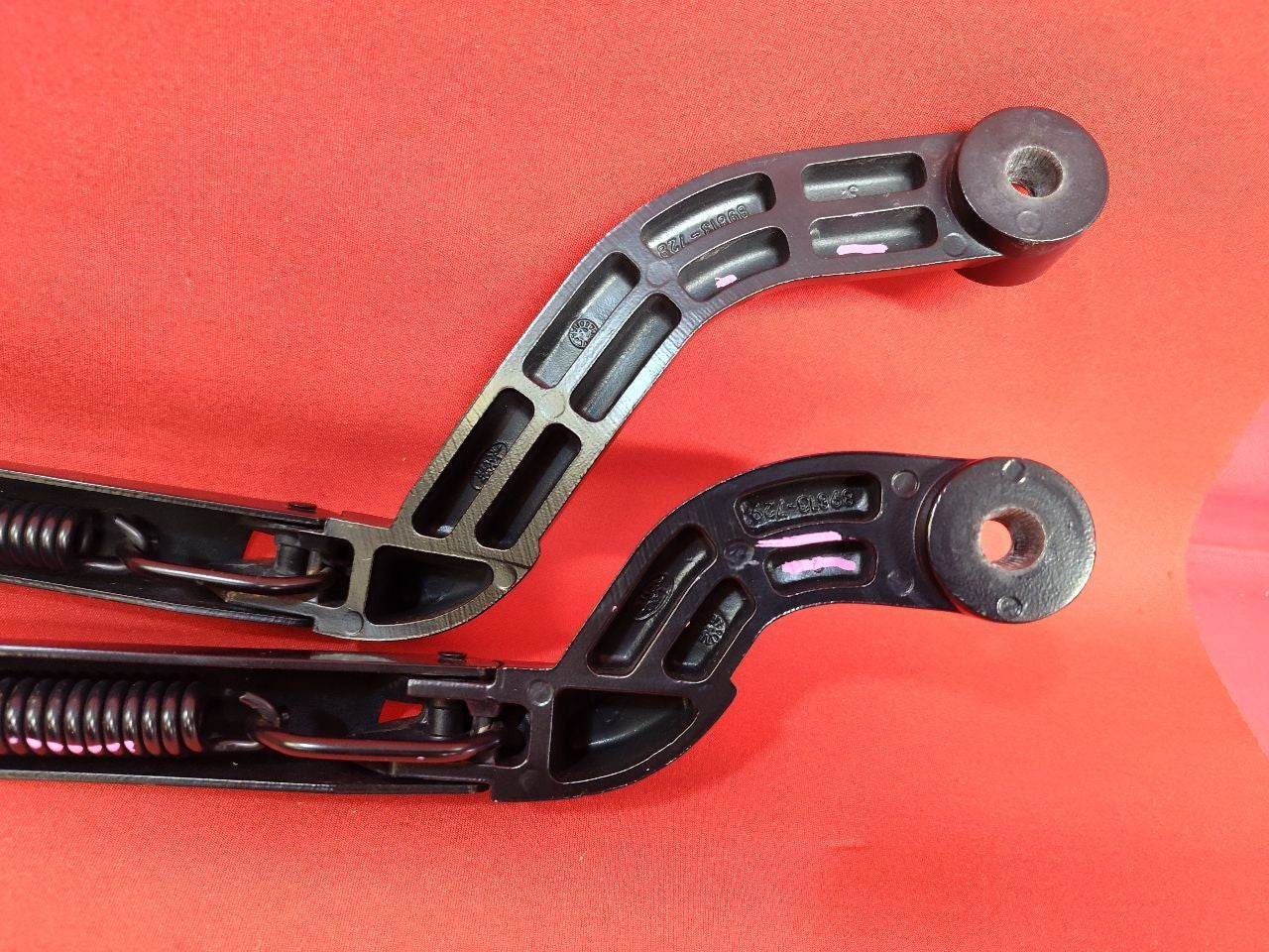 2010-2016 Land Rover LR4 Front Windshield Wiper Arm SET - From VIN CA620199