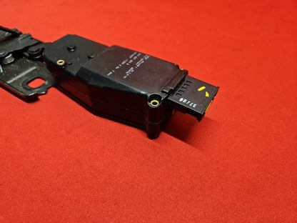 2006 - 2017 Audi Rear Liftgate Hatch Latch Lock Striker Plate Actuator