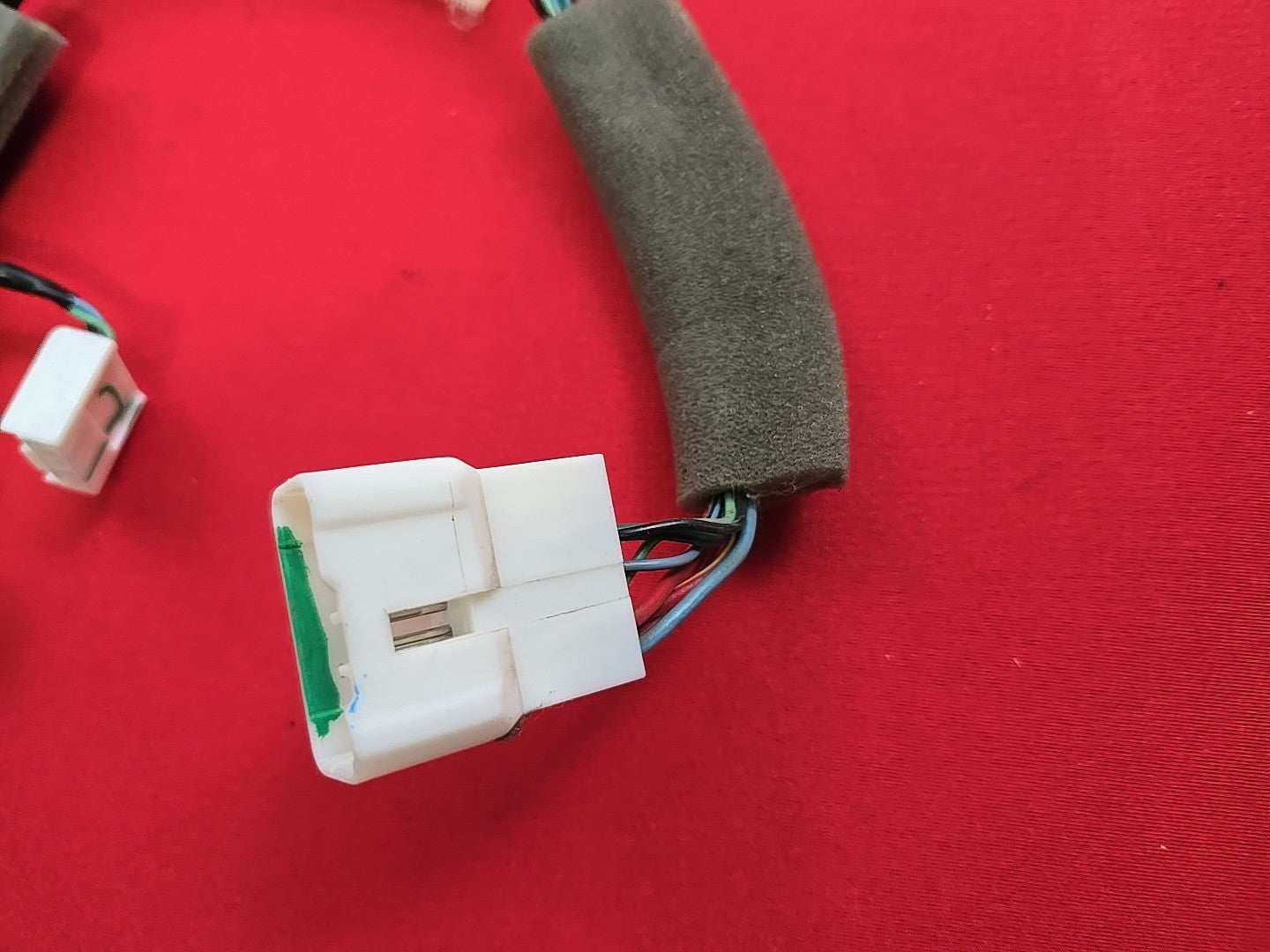 2010-2012 Subaru Outback / Legacy FRONT RIGHT PASSENGER Window Switch - HARNESS