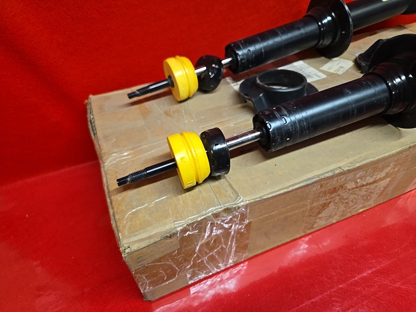 NEW OEM MOTORCRAFT Front Suspension Shock Absorber SET Expedition & Navigator