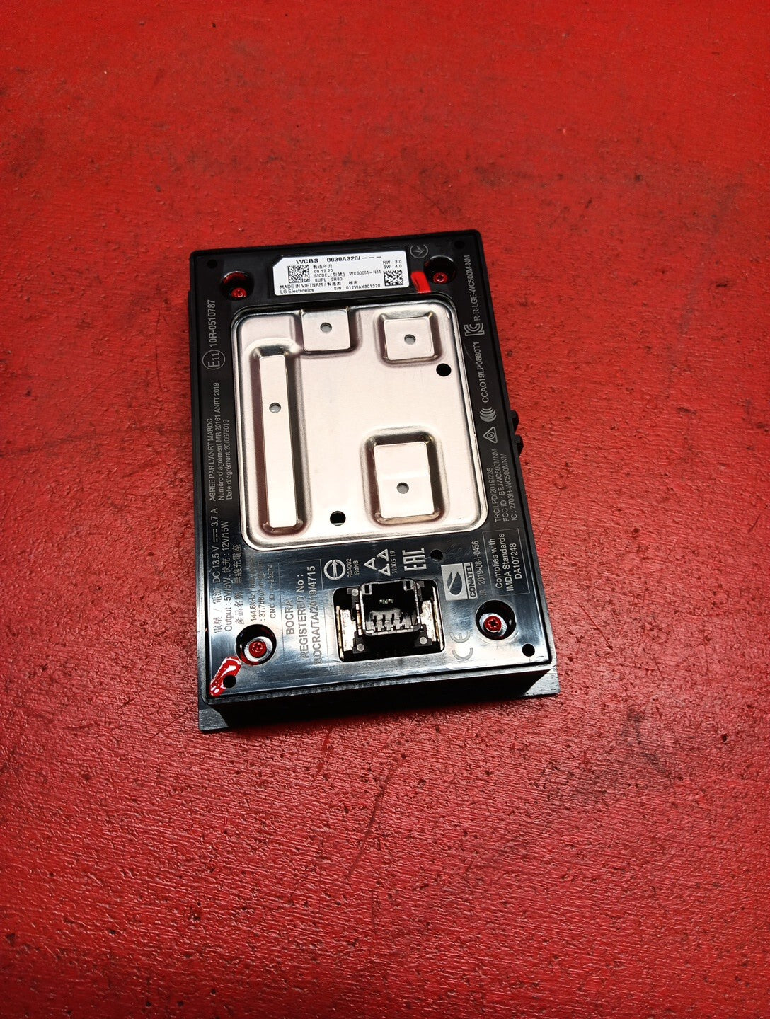 2022 2023 Mitsubishi Outlander Wireless Charging Unit Center 8638A373