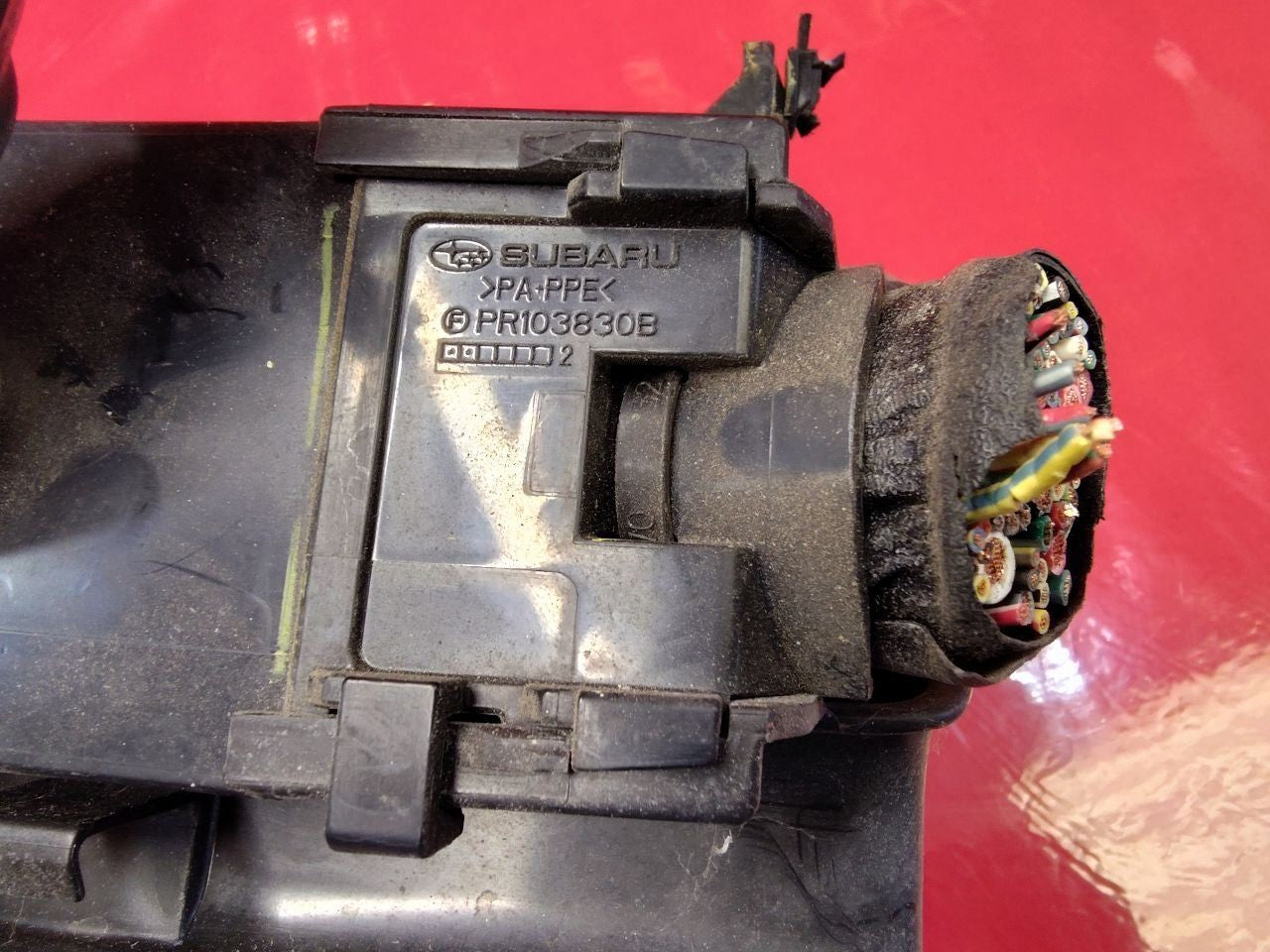 15-17 Subaru Legacy Sedan 2.5L H4 Engine A/T CVT Fuse Box Junction Block
