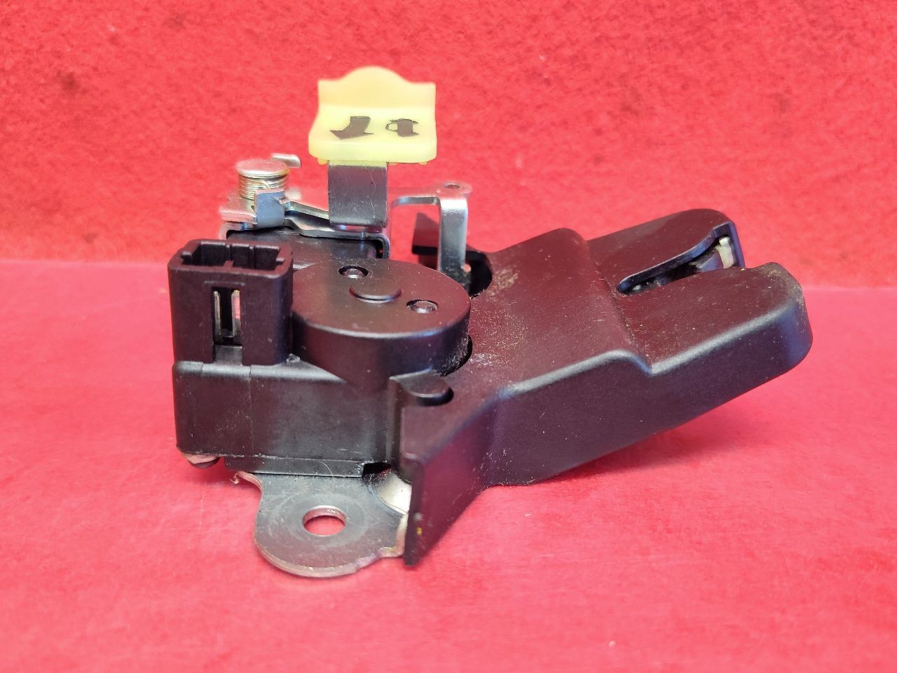 10-16 Hyundai Genesis Coupe 09-10 Sonata Rear Trunk Lid Latch Lock Actuator