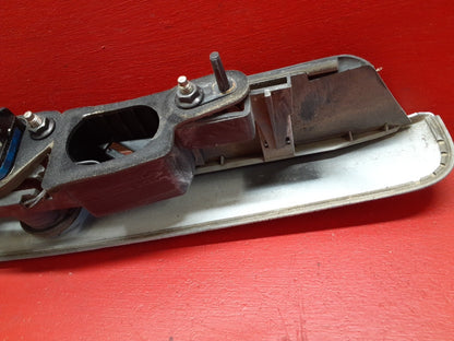 1998 - 2000 Volvo S70 Trunk Deck Lid License Plate Lamp Lock Molding Trim Handle