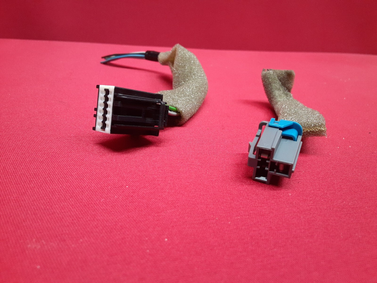 2009 2010 2011 2012 Traverse - Rear Wiper Switch / Power Outlet - PIGTAILS ONLY