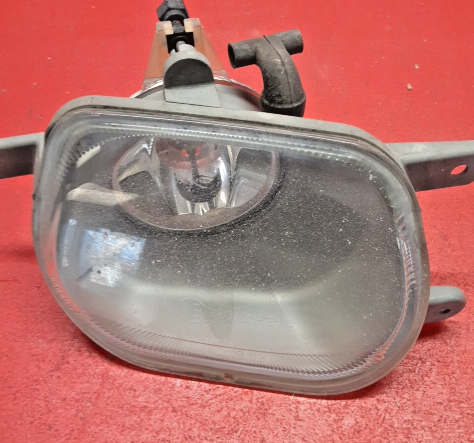 2003-2012 VOLVO XC90 Front Left Fog Light Unit 8693795