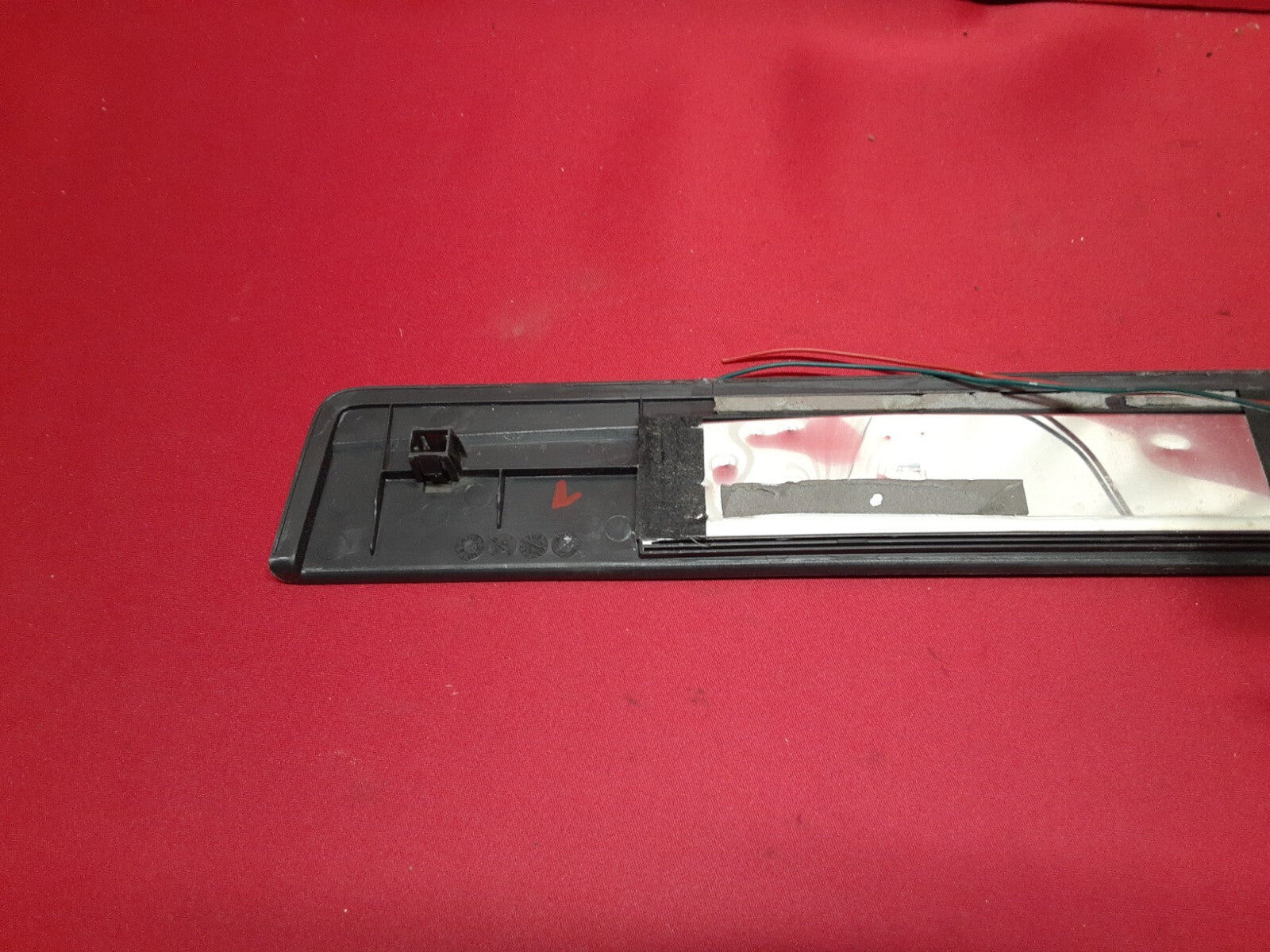 2008 - 2019 Infiniti FRONT RIGHT PASSENGER Lighted Scuff Kick Plate	769B0-1MA0A