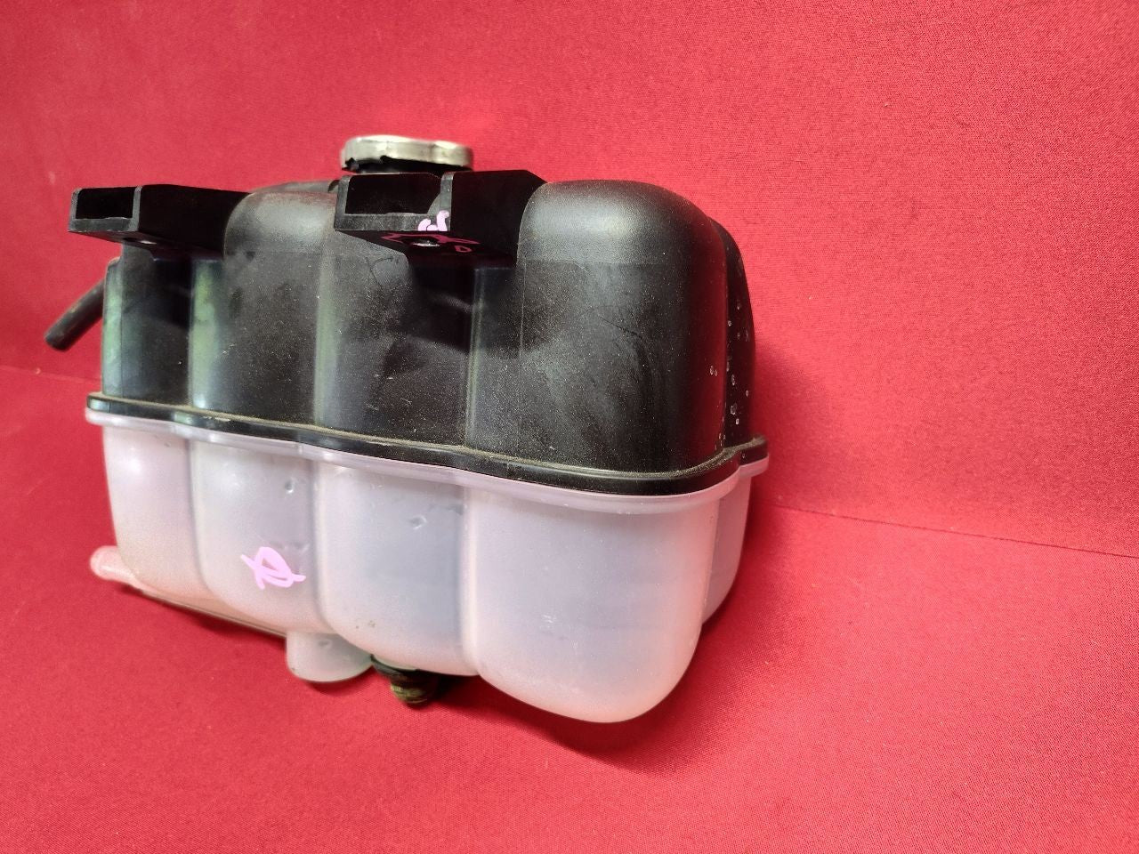 2011-2020 Infiniti 2017-2024 Nissan Engine Coolant Tank Expansion Reservoir
