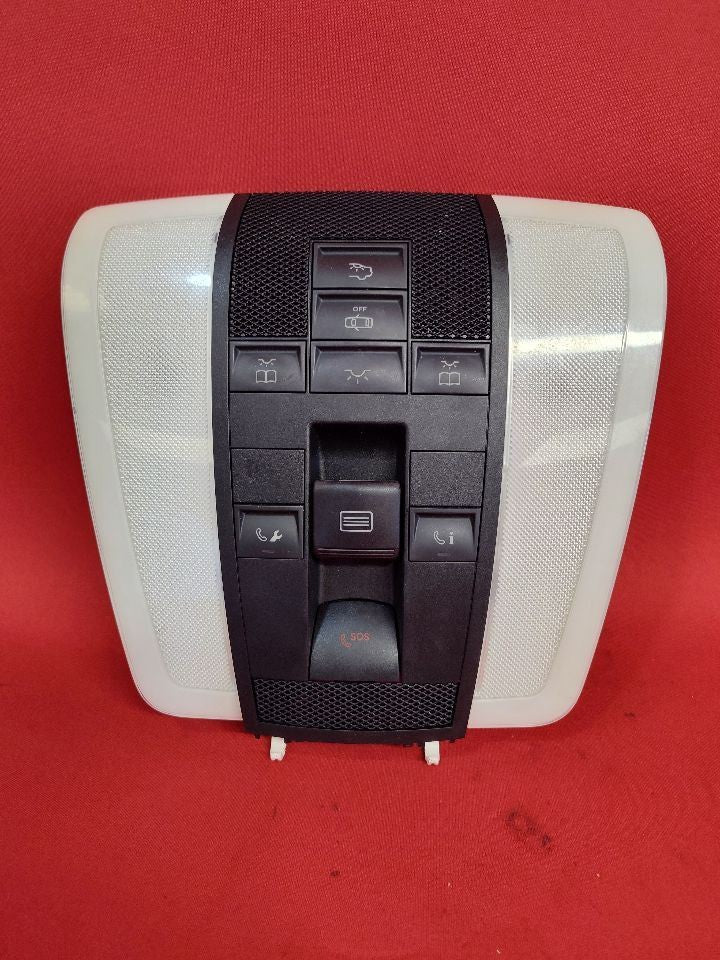 2008-2014 Mercedes C-Class Dome Map Light Console w/ NORMAL Sunroof Black