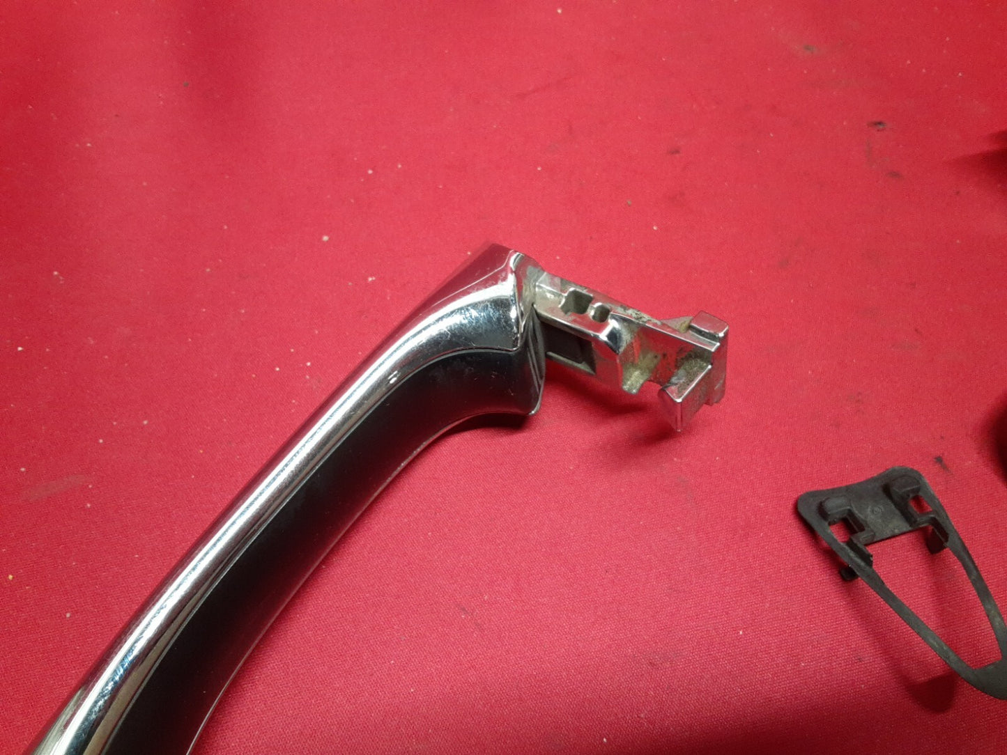 2011 - 2015 Infiniti FRONT RIGHT PASSENGER Exterior Door Handle 82646-1BA0A