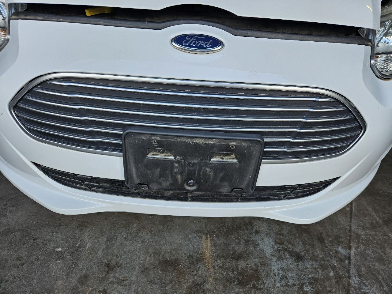 2012-2018 Ford Focus Front Bumper Cover Complete Assembly PNYW30 / YZ Oxford