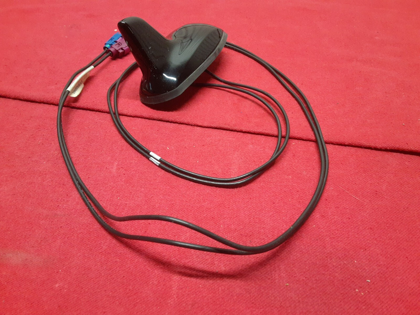 2012 Mercedes C300 C-Class Shark Fin Roof Antenna Black Painted TWO-WIRE MODEL