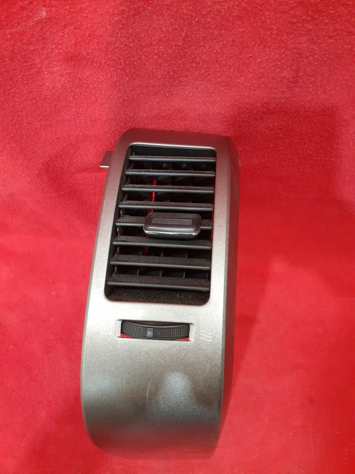 2004 - 2009 Toyota Prius - Front Right / Pass. Outer Vent / Bezel - 55650-47020 