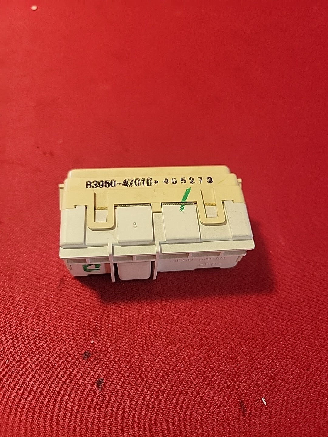 2004 2005 Toyota Prius Passenger Occupancy Indicator Dash Light 83950-47010