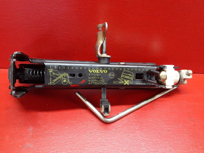 1998 1999 2000 Volvo S70 V70 Spare Tire Jack and Tools Set 9170161