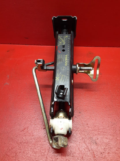 1998 1999 2000 Volvo S70 V70 Spare Tire Jack and Tools Set 9170161