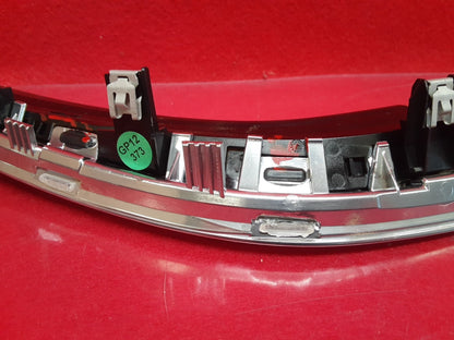 18-20 Buick Regal Sportback TourX Dash Radio Display Screen Trim Bezel Molding