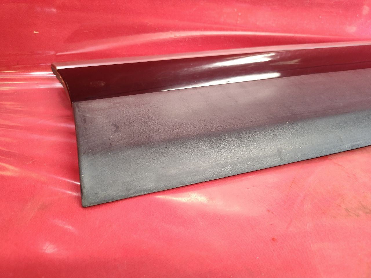 2013-2022 Range Rover REAR RIGHT PASSENGER Door Cladding Moulding w/ Trim SET