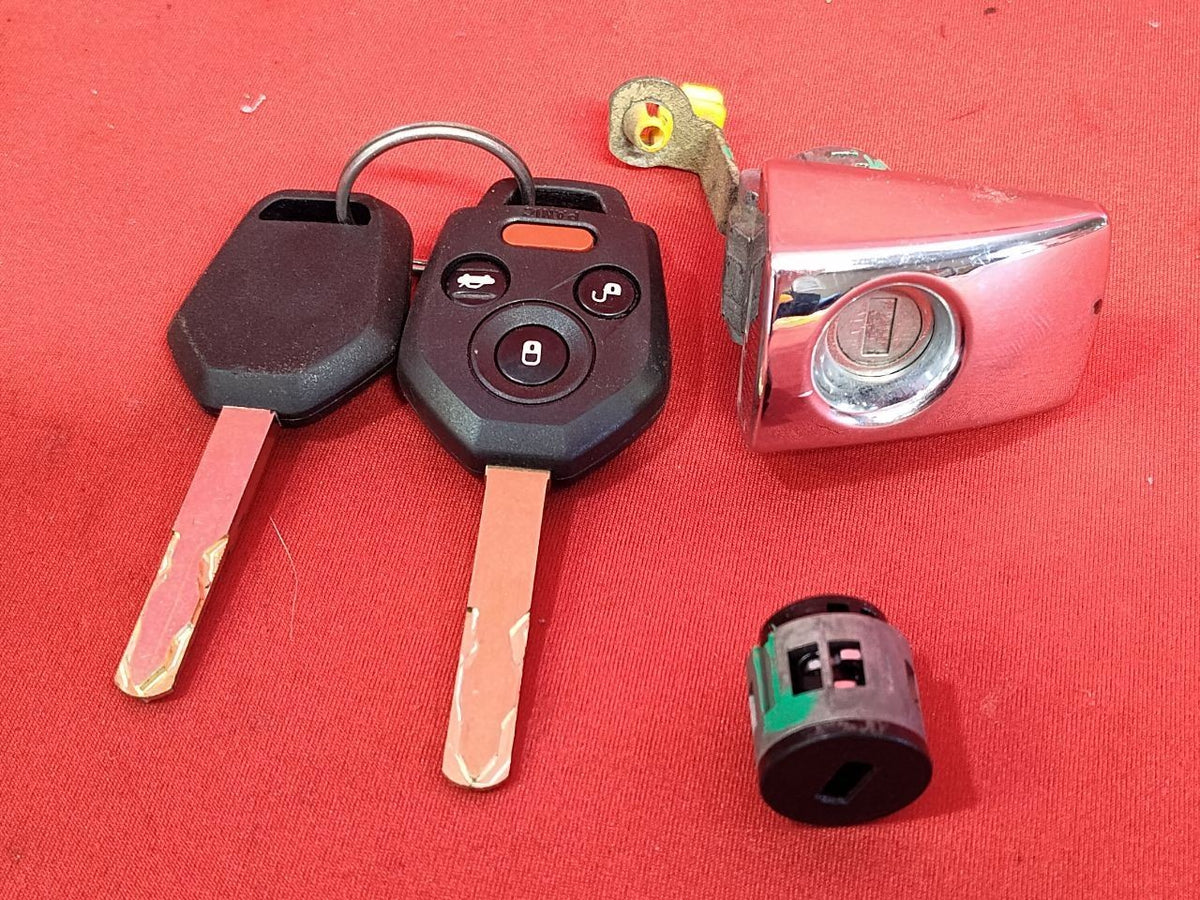 2011-2013 Subaru Forester 2.5L Auto Trans Ignition Lock Cylinder Key SET