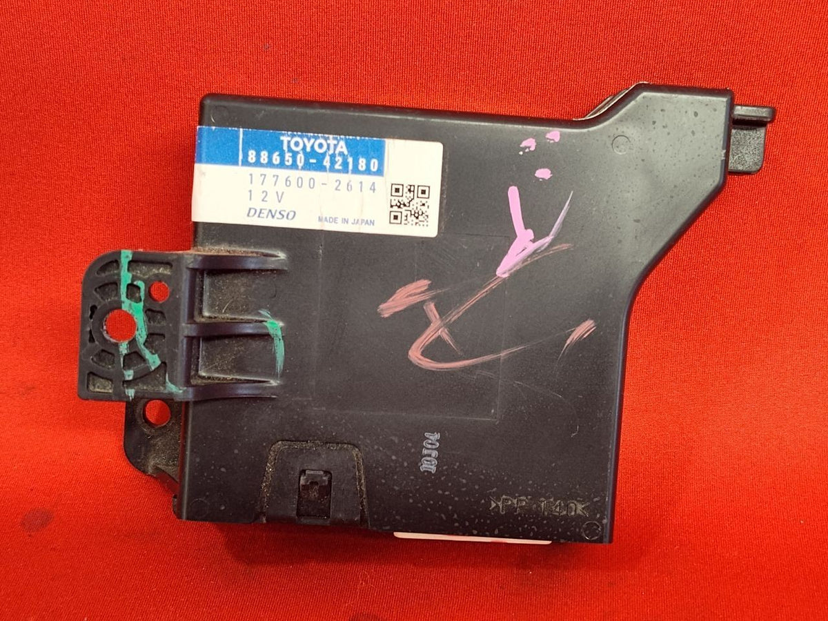 2006-2008 Toyota Rav4 Base/Sport HVAC Climate Temp Control Module 88650-42180
