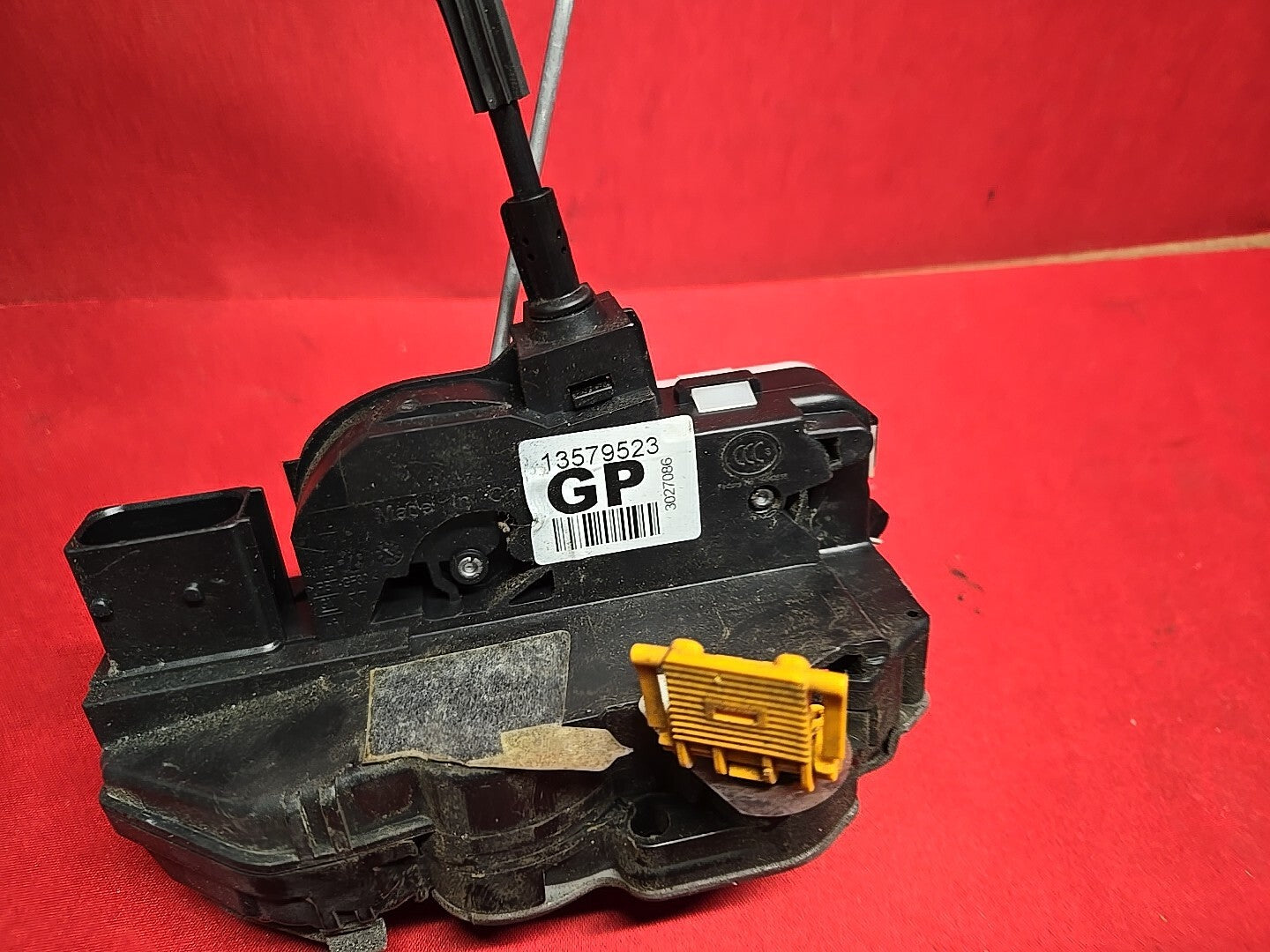 2010 - 2022 Chevy Buick GMC FRONT RIGHT PASSENGER Door Latch Lock Actuator