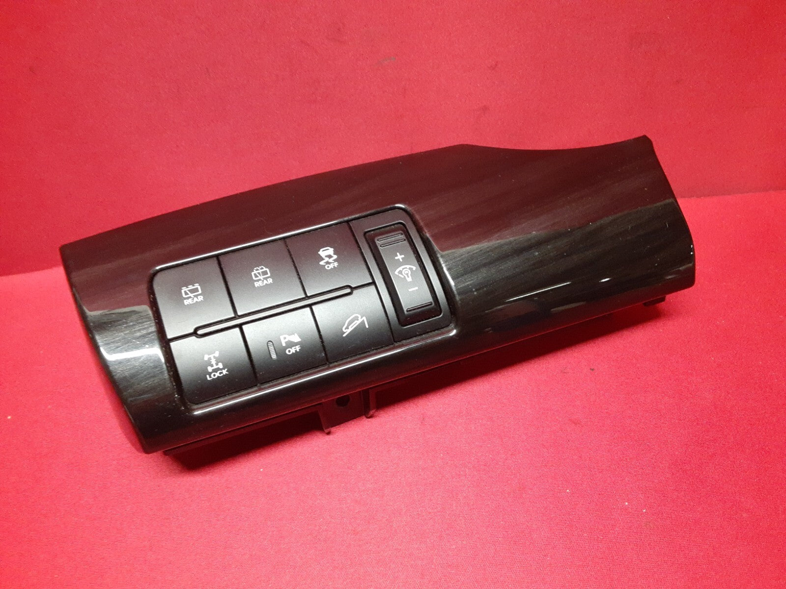 2011 - 2013 Kia Sorento Rear Wiper Traction Parking Aid Dash Assembly 937001U004
